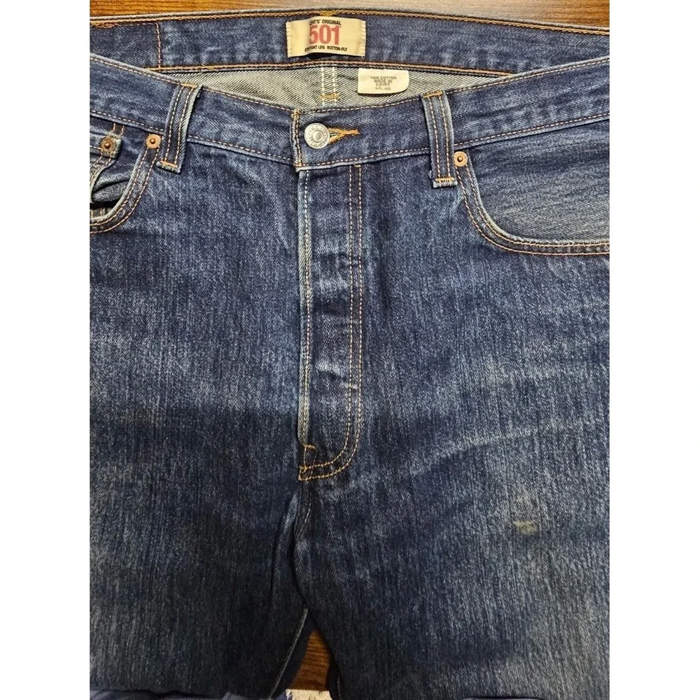 Levi's Original Fit 501 Men's Size 36x32 Button Fly Straight Leg‎
